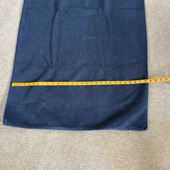 Navy Blue Fieldcrest Towel Set - Picture 7 of 8